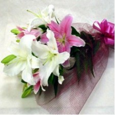 Mixed Pink & White Lilies in a Bouquet